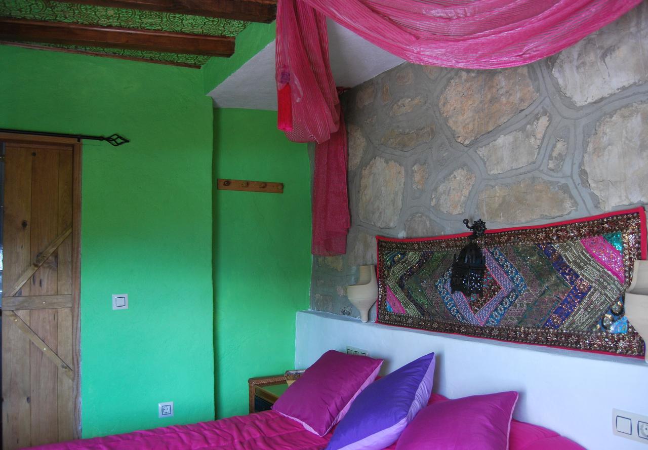 Casas Azahar-Alucema Guest House Zahara De La Sierra Bagian luar foto