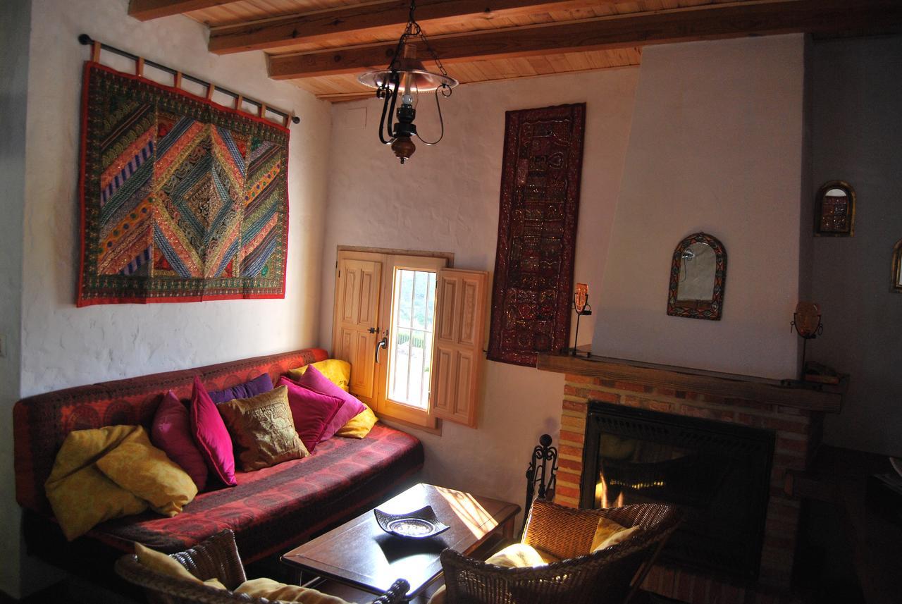 Casas Azahar-Alucema Guest House Zahara De La Sierra Bagian luar foto
