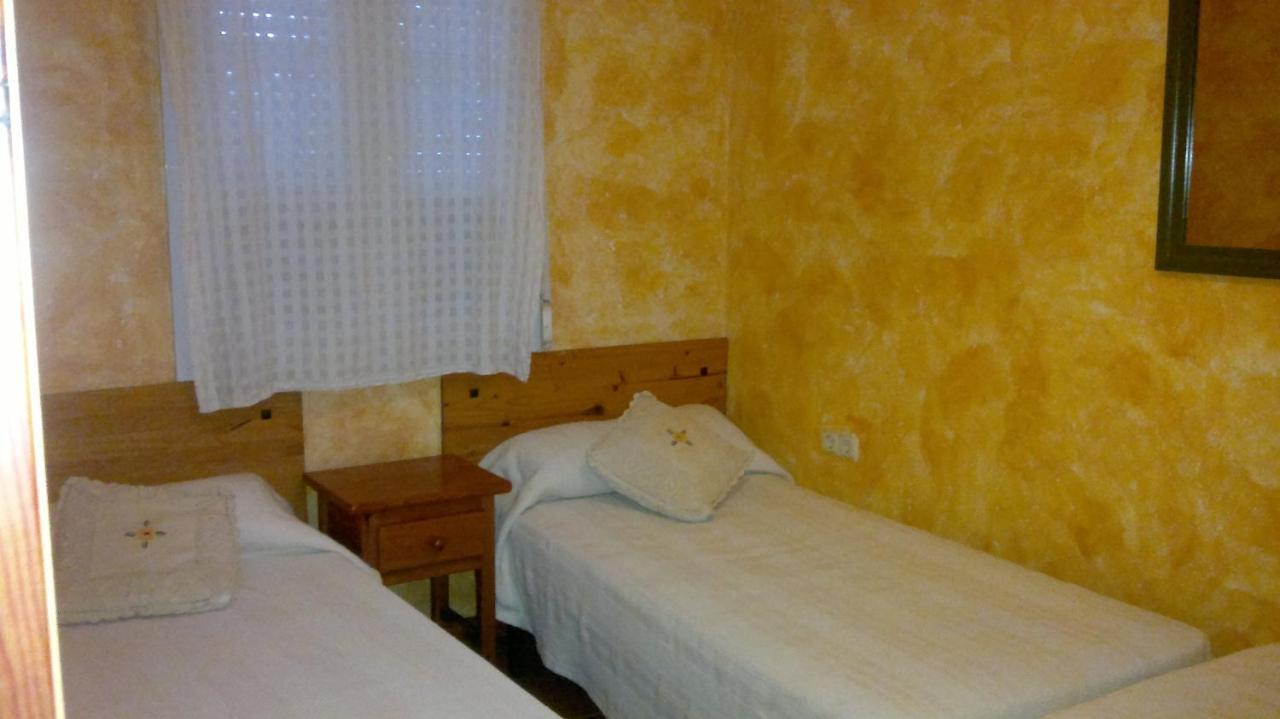 Casas Azahar-Alucema Guest House Zahara De La Sierra Bagian luar foto